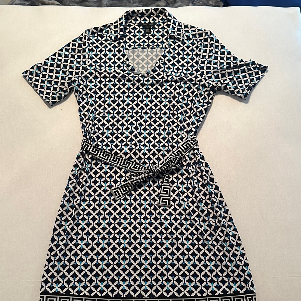 White House Black Market Blue and Black Geometric Dress